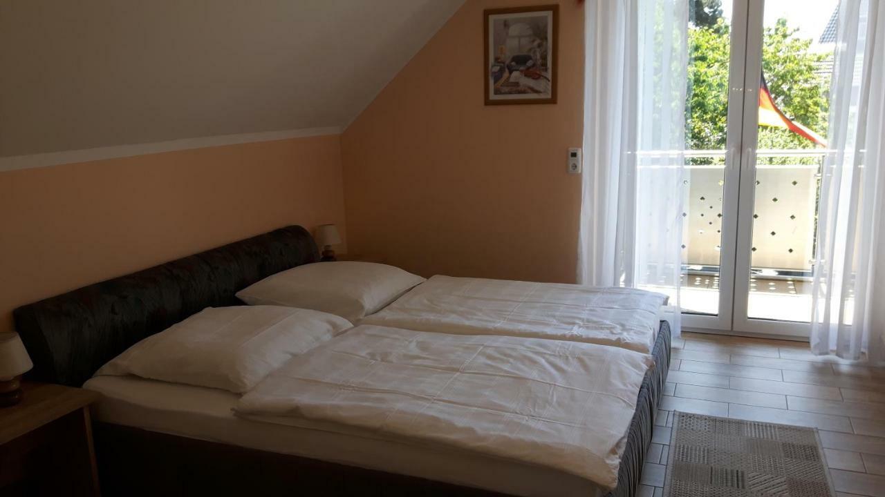 Ferienwohnung Deussen Blessem Exterior photo